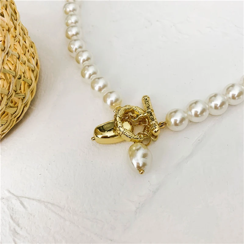 Ожерелье Peri'sbox с жемчугом из одной нити золотой застежкой-тогл крупное