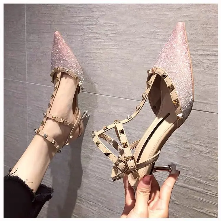 Пикантные на застежке с заклепками высоком каблуке женские кожаные высокие