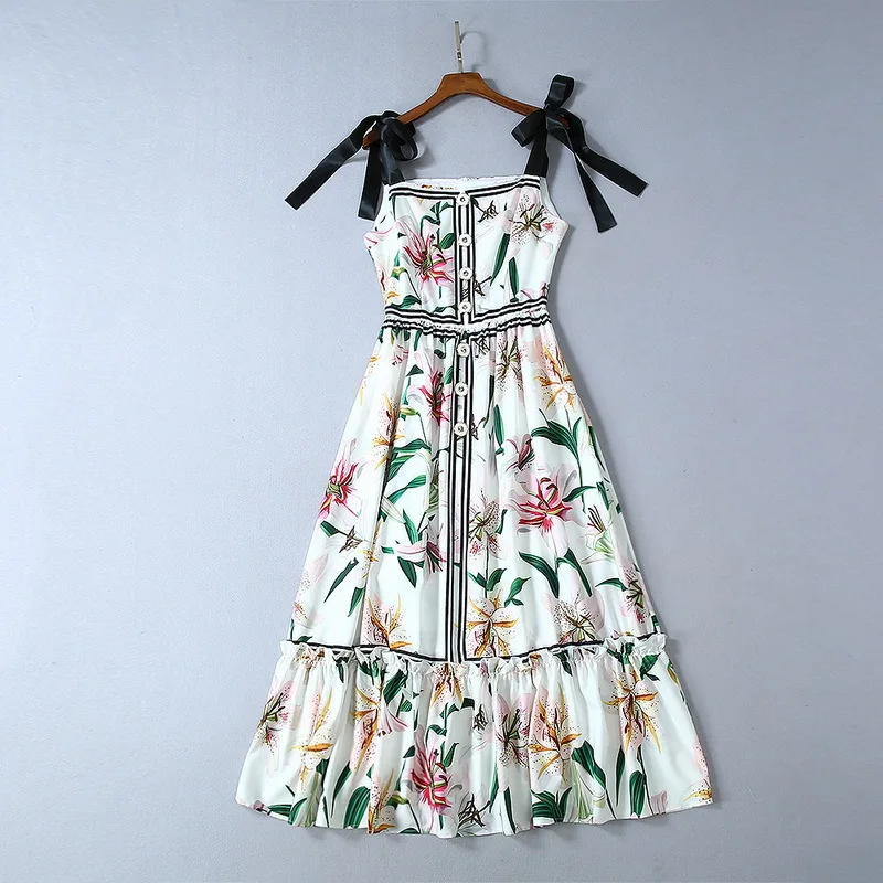 Женское платье на бретелях спагетти модельное Привлекательное средней длины с