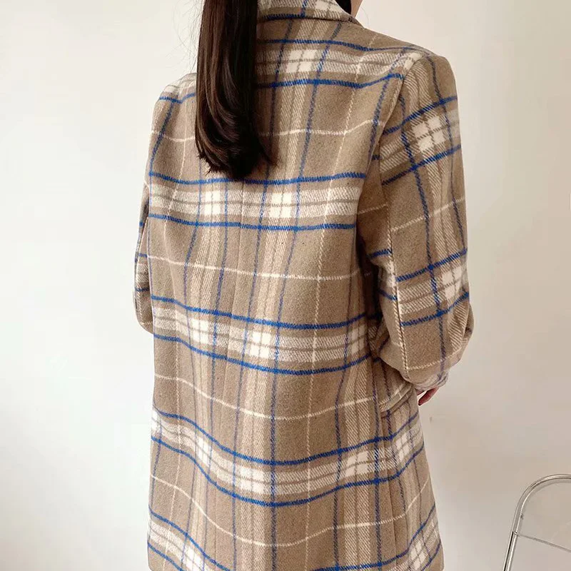 

Spring and autumn women's casual plaid double-breasted pocket decorative jacket