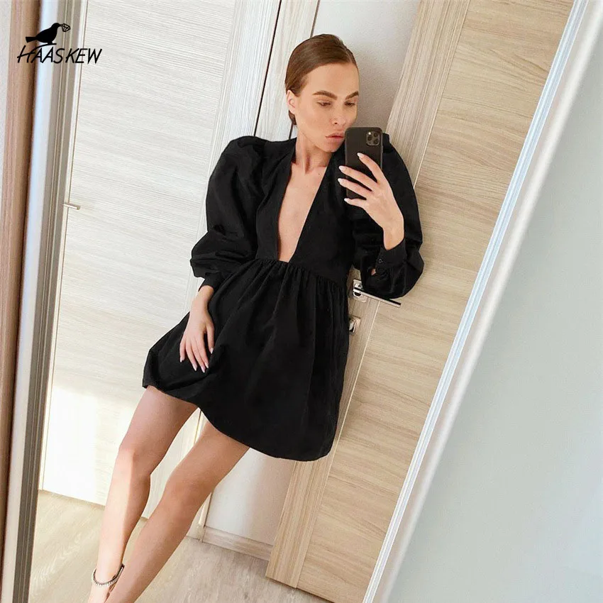 

HAASKEW Casual Mini Fitted Flare Dress Women's Puff Sleeve V-neck Black Party Dress White Button Long Sleeve Autumn Fashion New