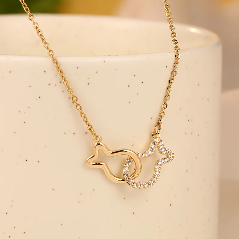

Aesthetic Gold Fish Bone with Crystal Hollow Pendant Necklace for Women Girl Fashion Unique Rhinestones Chain Jewelry Gift