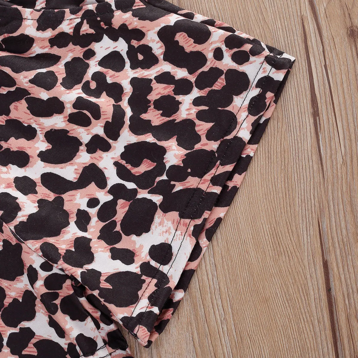 Детский комплект из двух предметов жилет с круглым вырезом и буквенным принтом