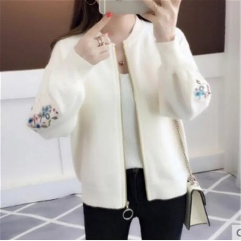 Новая модная женская одежда свитер с цветочной вышивкой вязаный короткий