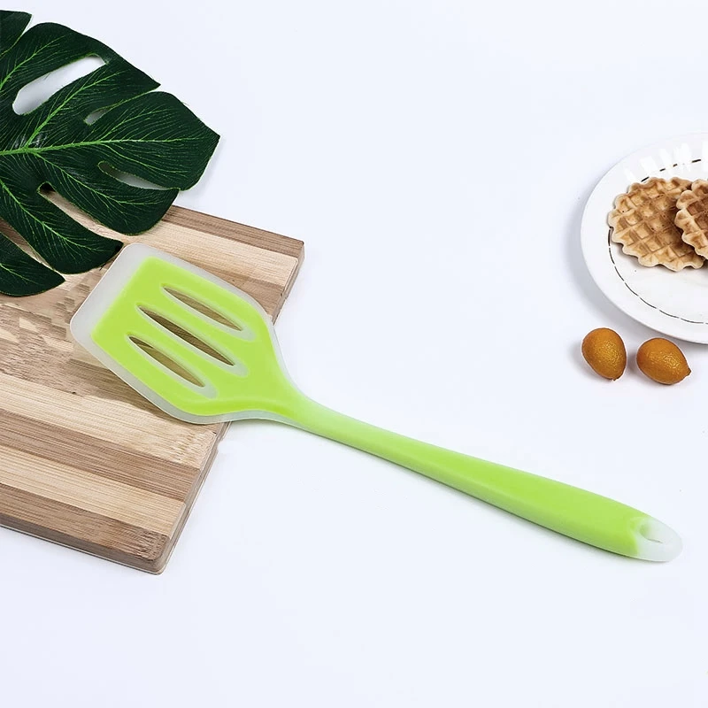 

2021 Korean Version Non Stick Silicone Pot Shovel Cooking Spatula Fried Shovel Flexible Silicone Frying Pan Turner Spatula