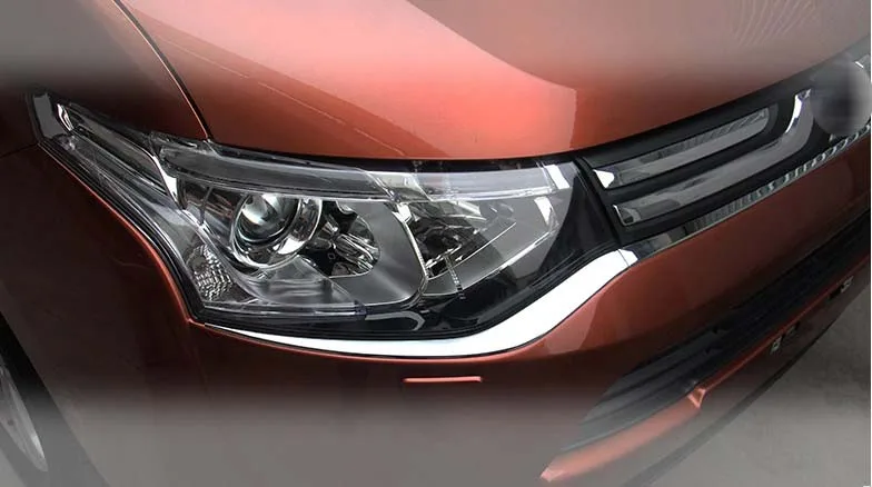 Накладка на решетку переднего бампера хромированная для Mitsubishi Outlander 2013 2014 -