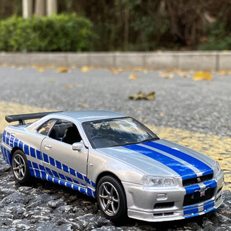 Модель автомобиля GTR из сплава 1:36 модель Nissan GT R R34 спортивный автомобиль с