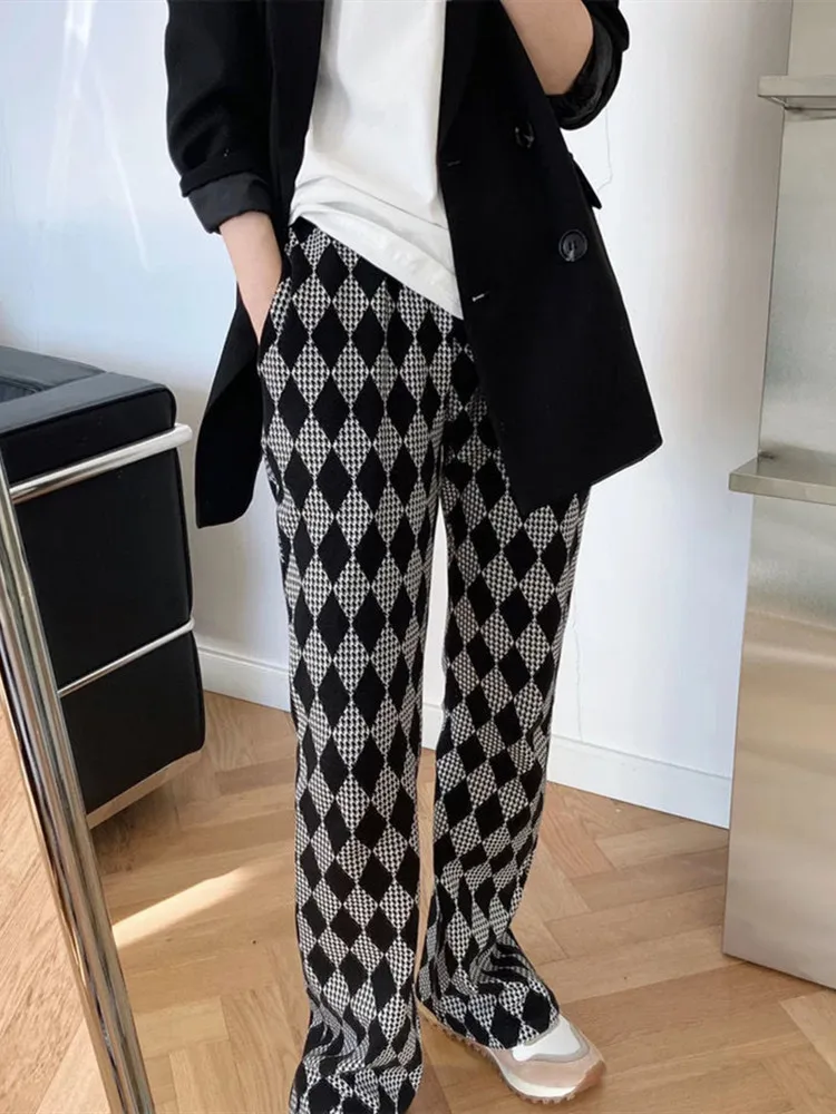 

Black White Wavy Stripes Retro Pants Women Bottoms Pants Capris Streetwear Full Length 2021 Summer New Brand Fashion Office Lady
