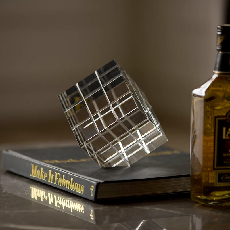 

Роскошный современный прозрачный хрустальный Cube украшение, статуэтки Craft Crystal Art орнамент для отеля, дома, гостиной, аксессуары для декора