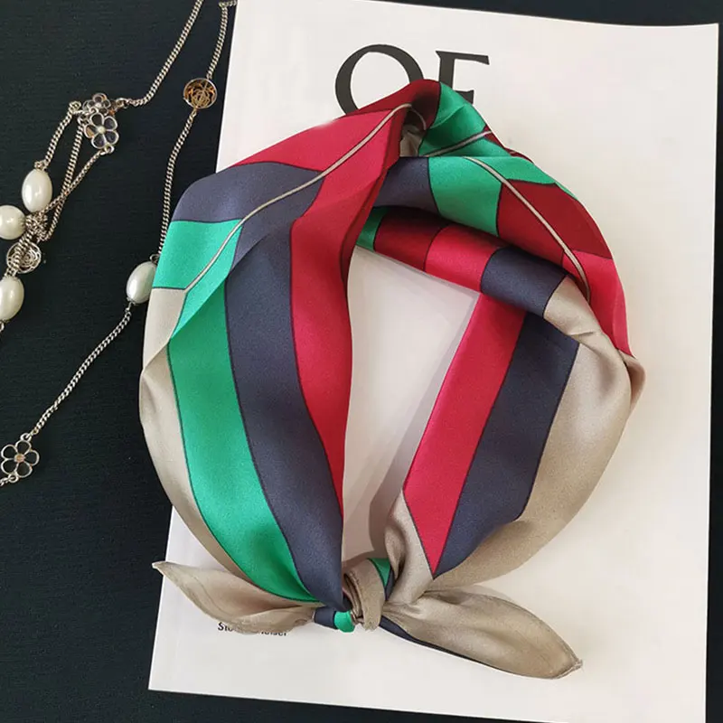 

Женский атласный платок для волос, квадратная бандана на голову, с принтом, размер 53 см, 100% шелк, 2021