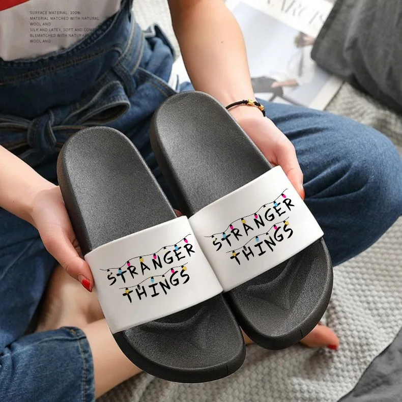 

2021 Summer New Slippers STRANGER THINGS Women Pattern Slippers Outdoor Flip Flops Indoor Bedroom Home Shoes ladies