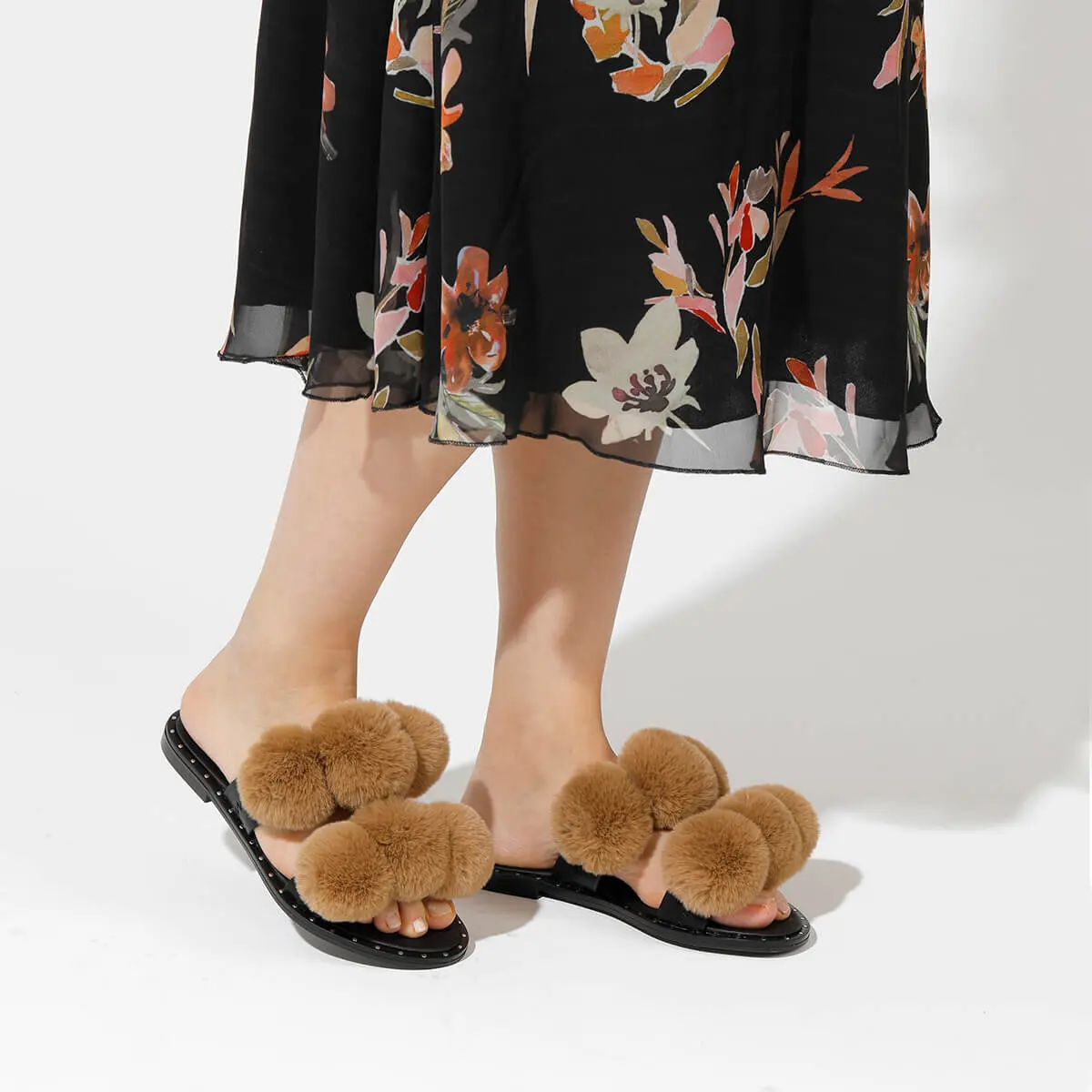 

FLO TAKO17Z коричневые женские тапочки BUTIGO