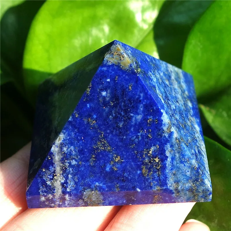 

The top!!!60g lapis lazuli heals the natural quartz pyramid