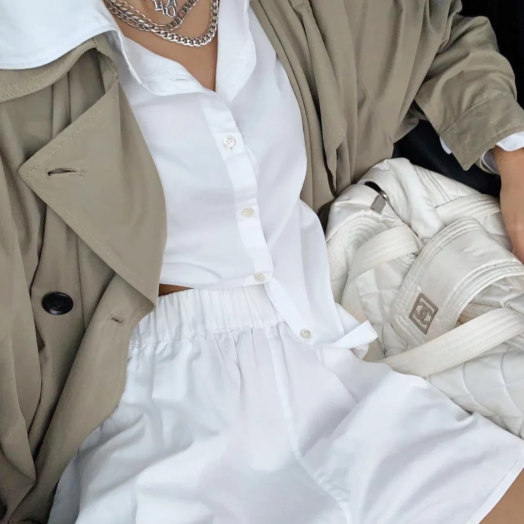 

The new spring and summer casual fashion suit pure cotton loose long sleeve shirt solid color shorts two sets