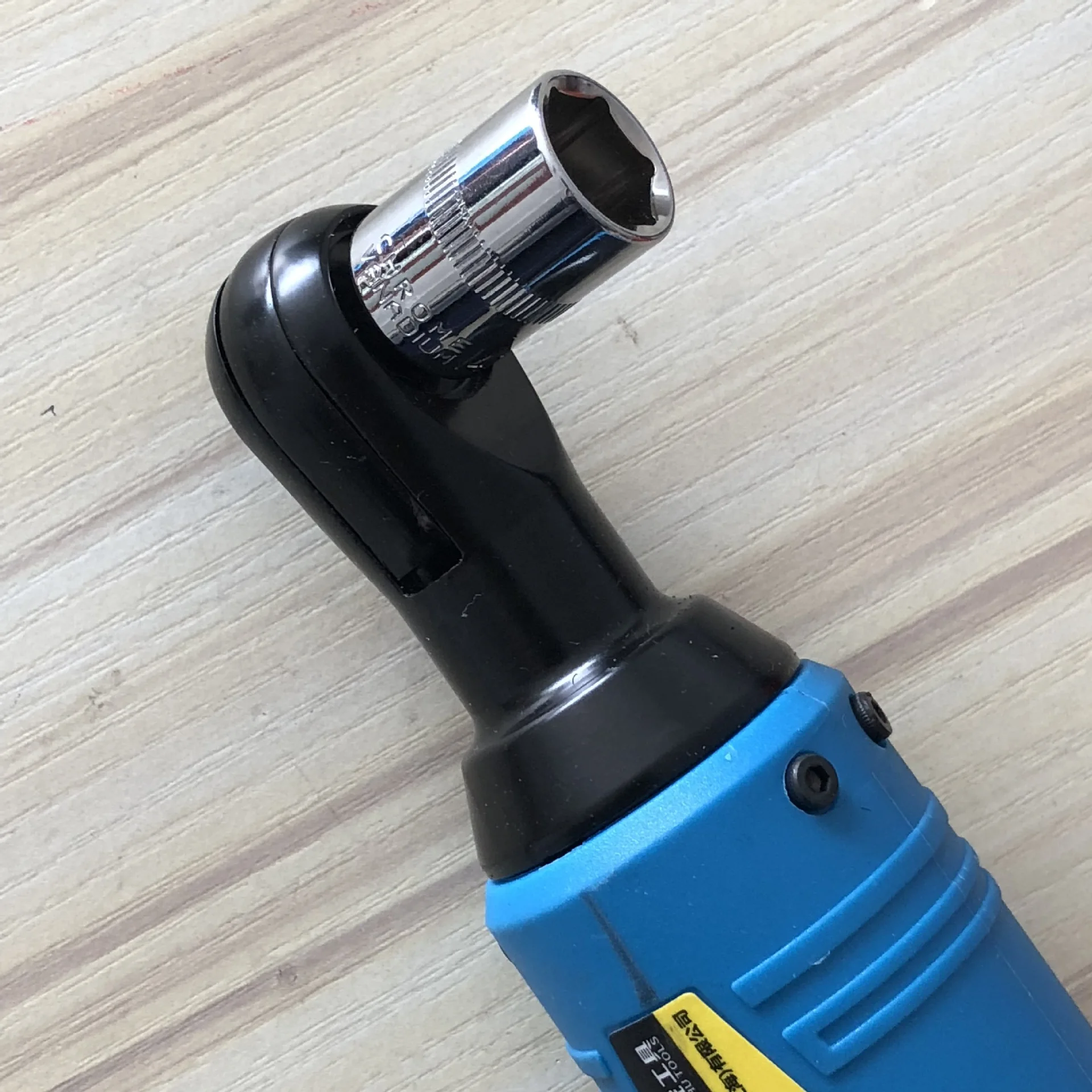 

12V/18V/28v Electric Wrench Cordless Ratchet Rechargeable Scaffolding 55N.m Right Angle Wrench Tool with 2 Battery Charger Kit