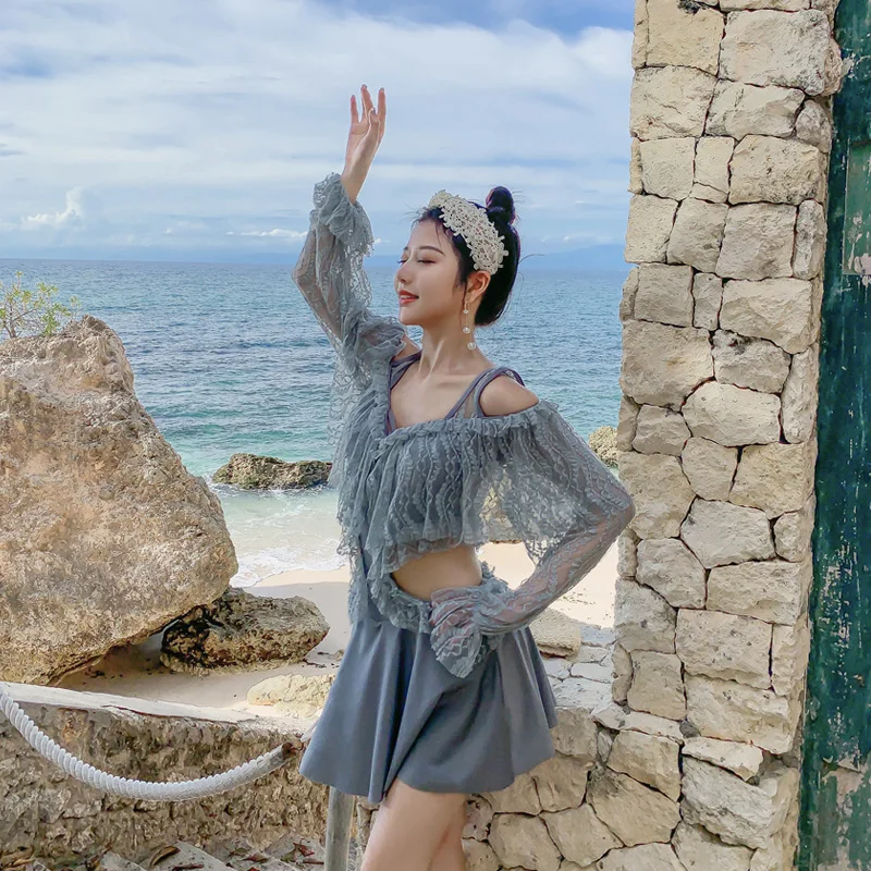 

2020 Korean One Piece Swimwear Ladies Swimsuit Skirt Lace Swim Bathing Suit Summer Long Sleeve Black Cut Out Monokini Beach Wear