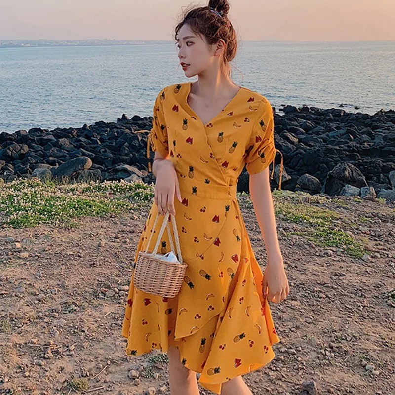 

French Holiday Style Summer Small V-neck Short-sleeved Floral Dress