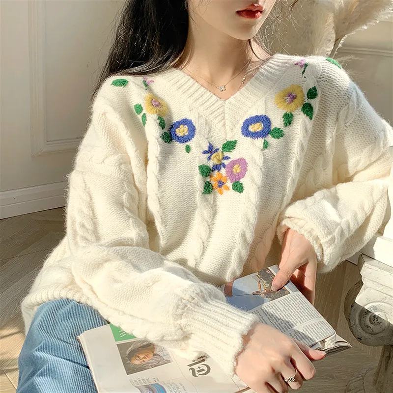 

Winter Floral Sweater Women Casual Long Sleeve V-neck Knitted Pullover Female Sweet Loose Tops Korean Style 2020 Autumn Clothing