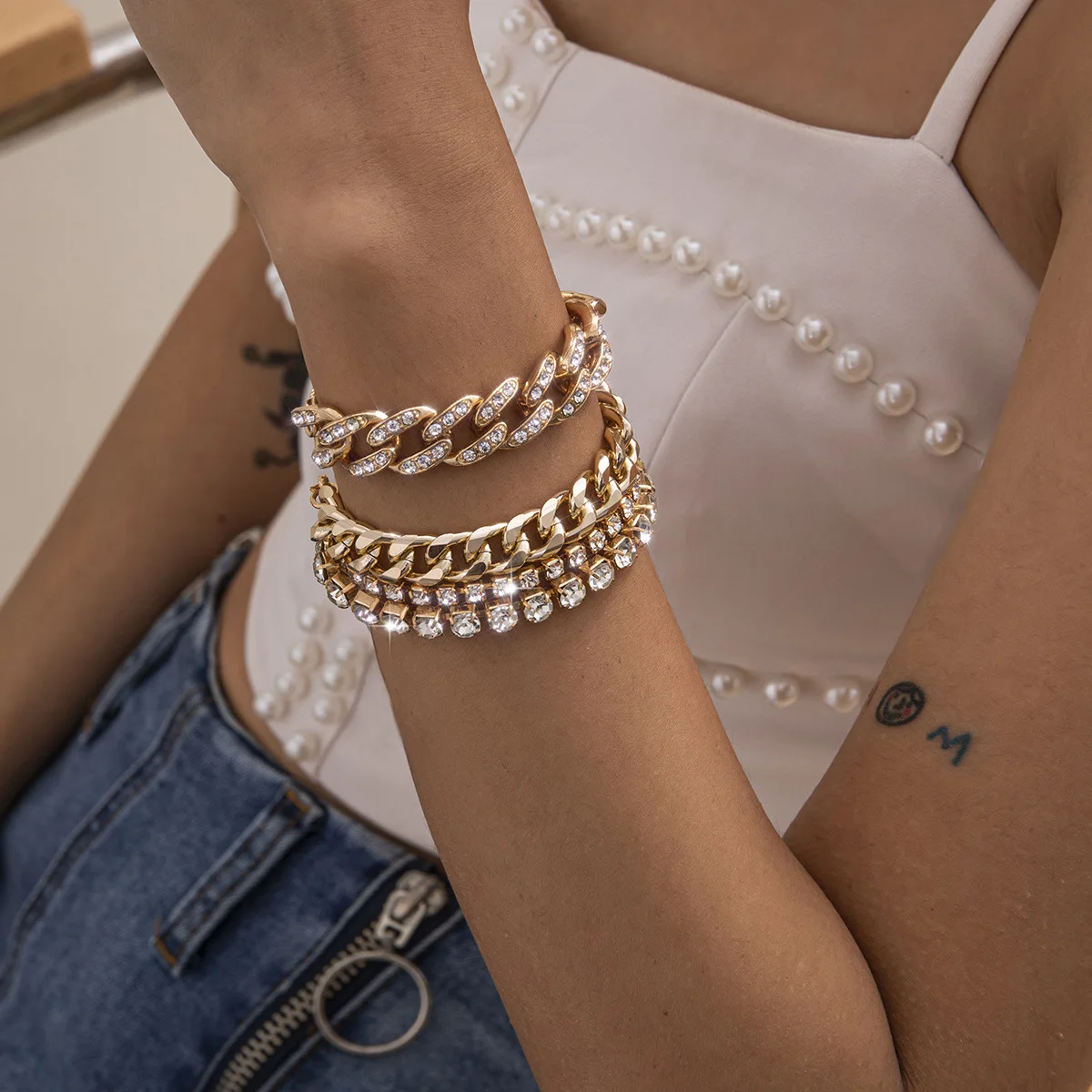

Retro Charm Bracelets For Women Bracelet Full Drill Cuba Chain 2021 Personality Punk Diamond Chain Suit Toggle-Clasps Jewelry