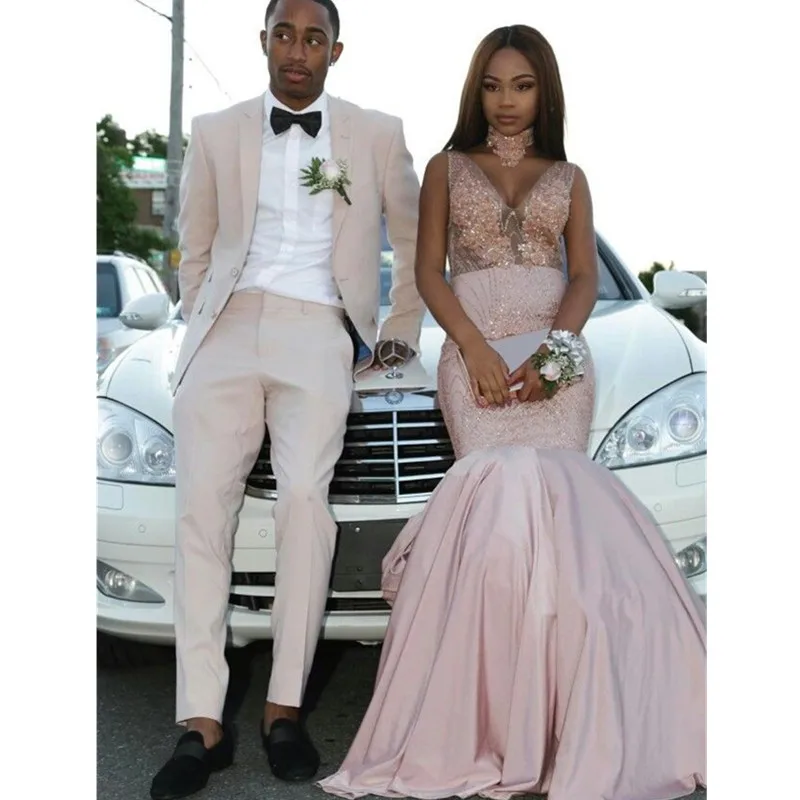 

Выпускные платья с юбкой-годе