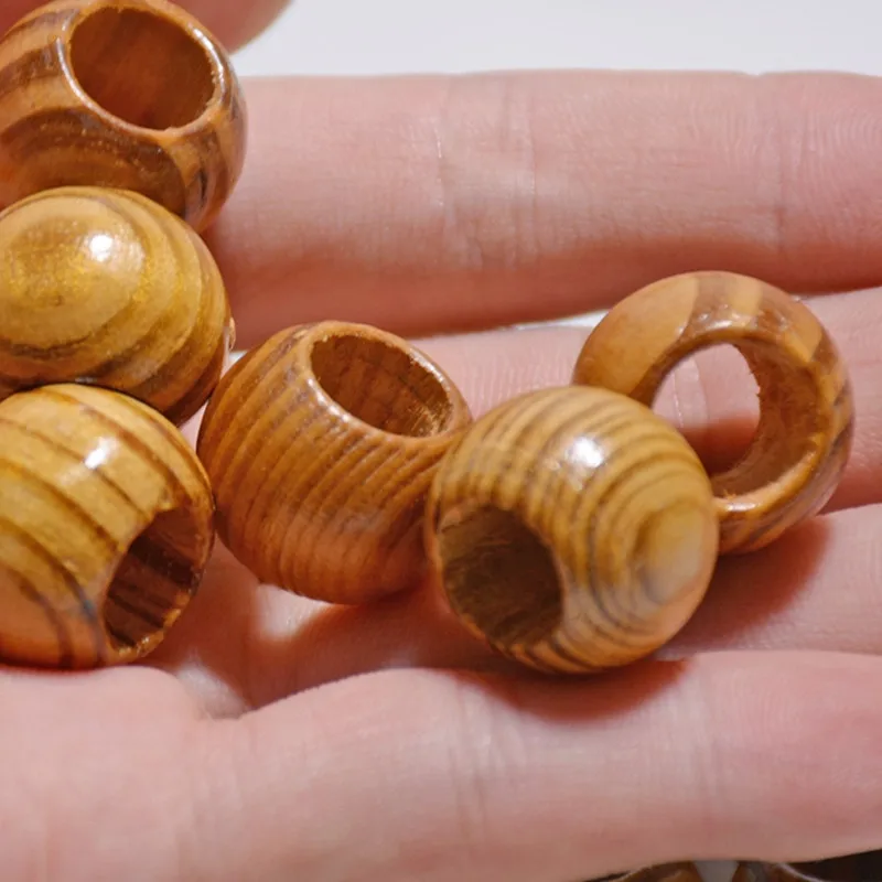Для изготовления украшений своими руками Браслет деревянные бусины с большими