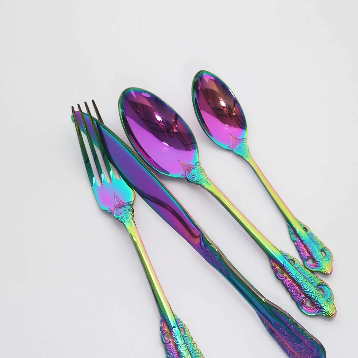 Красочные 18/10 столовые приборы из нержавеющей стали домашние вечерние