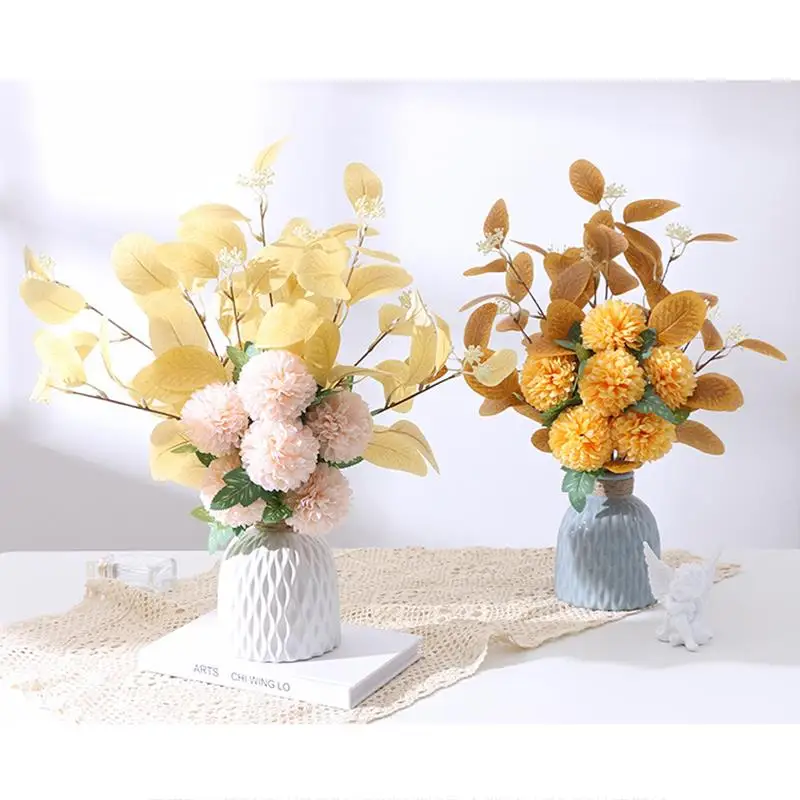 

Eucalyptus Leaf Ball Chrysanthemum Bouquet Artificial Flowers Luxury Home Wedding Decoration Flora Bouquet Fake Flowers Crafts