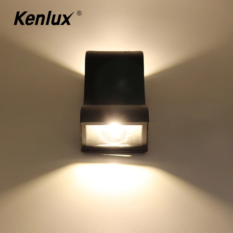 Настенный светильник светодиодный алюминиевый в скандинавском стиле для