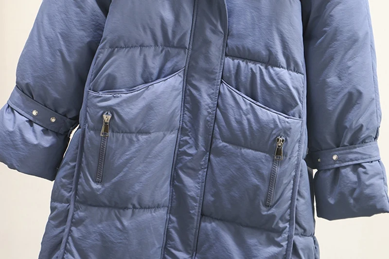 Женская зимняя куртка с капюшоном длинная однотонная модная меховым воротником