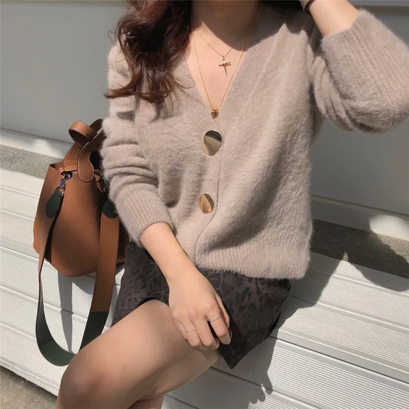 

2021 Casual V-Neck Knitted Women Sweaters Slim Warm Winter Clothes Jersey Mujer Invierno Solid Elegant Female New Cardigans