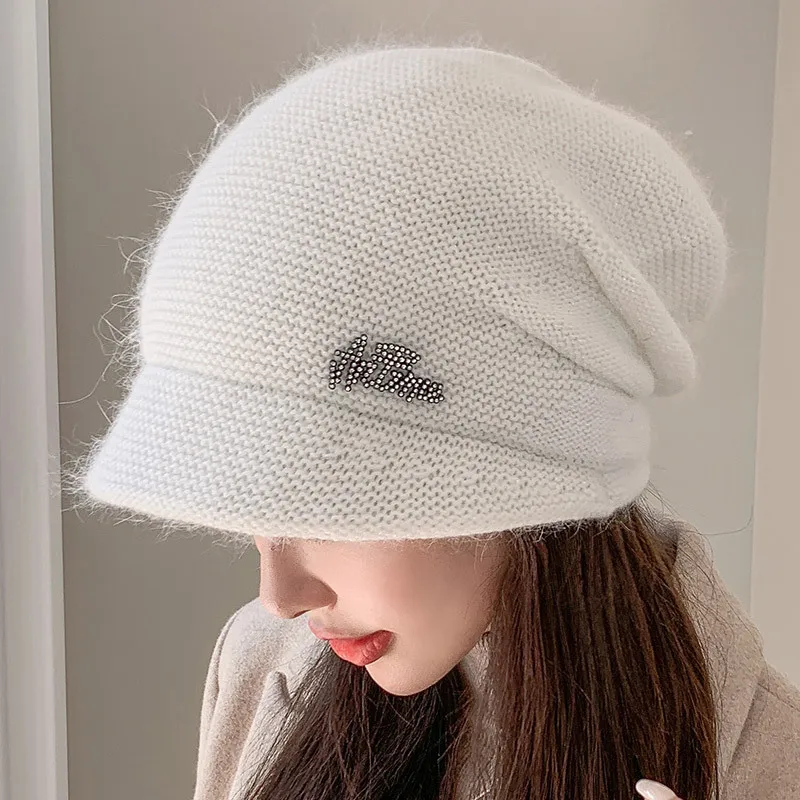 

Женский берет из кроличьего меха Jiayizhen в Корейском стиле с флисовой подкладкой утолщенная осенне-зимняя вязаная шапка защита ушей защита от...