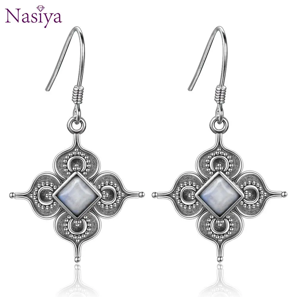 Женские серьги-подвески из серебра 925 пробы с натуральным лунным камнем |