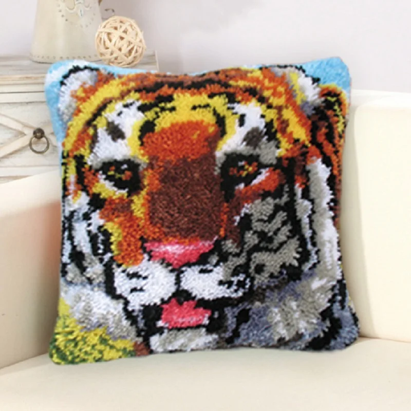 

DIY Tiger Latch Hook Rug Crocheting Carpet Rug Acrylic Yarn Pre-Printed Canvas Cushion Mat Crochet Tapestry Latched Hook Kits F