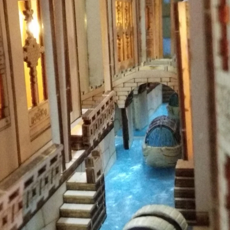 

DIY Alley Book Nook Wooden Jiangnan Water Town Wuzhen Assembly Model Bookshelf Street with Light Model Building Kit