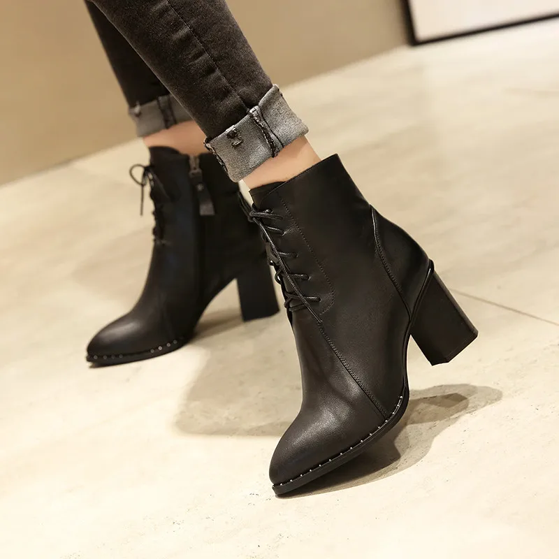 

MoonMeek 2020 new arrive genuine leather lace up ankle boots simple pointed toe high heels solid women brand boots
