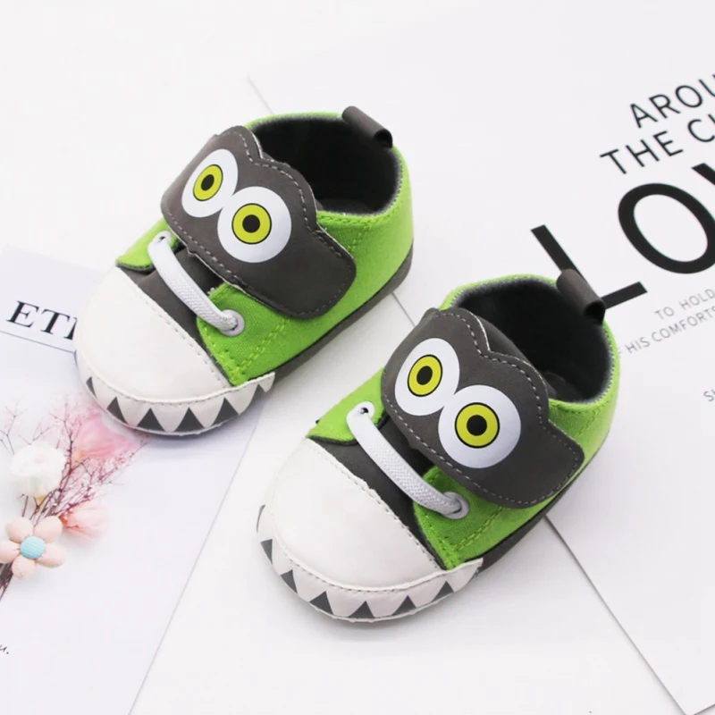 OEAK новая Забавная детская парусиновая обувь с большими глазами для маленьких