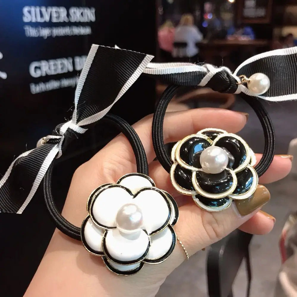 Одежда для девочек в Корейском стиле простой и глубоким вырезом декорированные