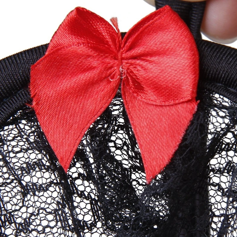 Женские кружевные трусики с красным бантом и черными кружевными вставками |
