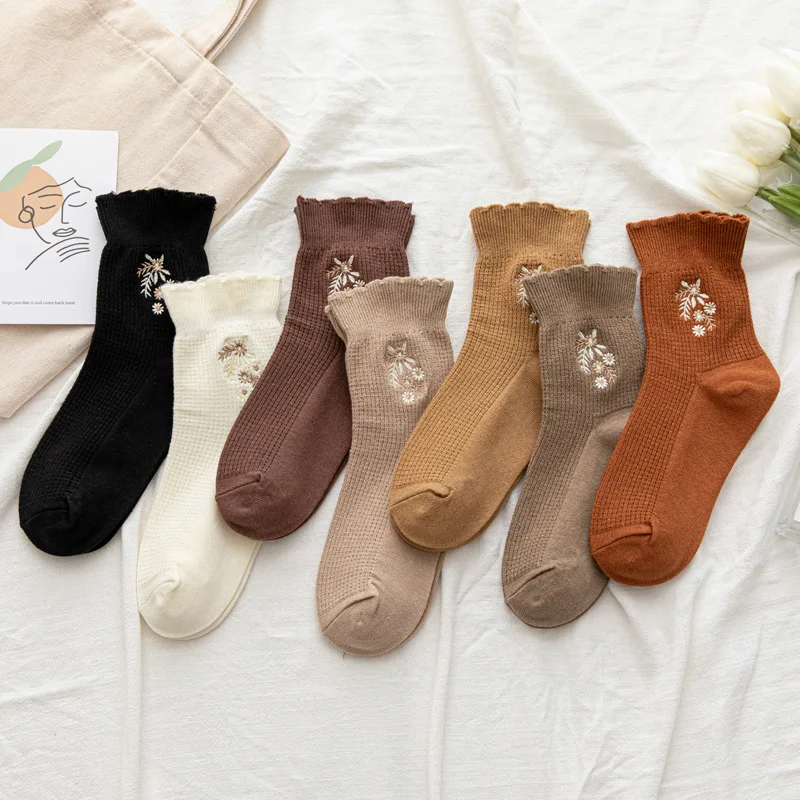 

Носки женские с вышивкой и оборками, теплые удобные мягкие повседневные хлопковые милые, модные милые Skarpetki, Осень-зима