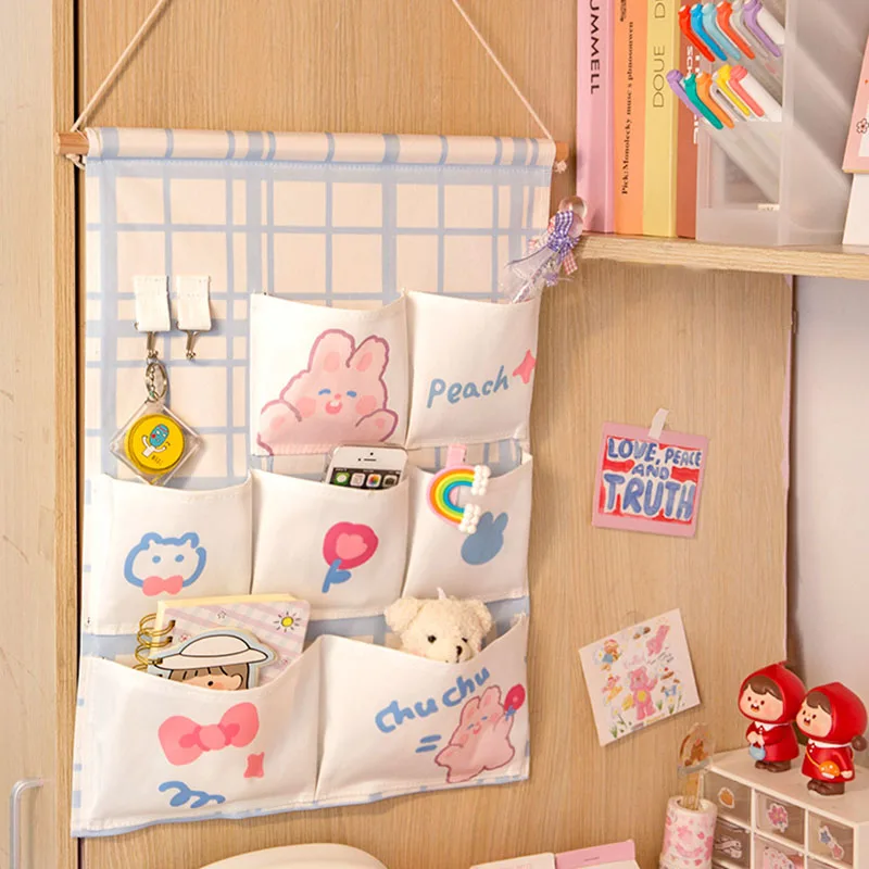 

Милое тканевое хранилище, подвесной тип, дверь, задняя стенка, артефакт, спальни, хорошие вещи, мобильный телефон Bag, мультяшное общежитие