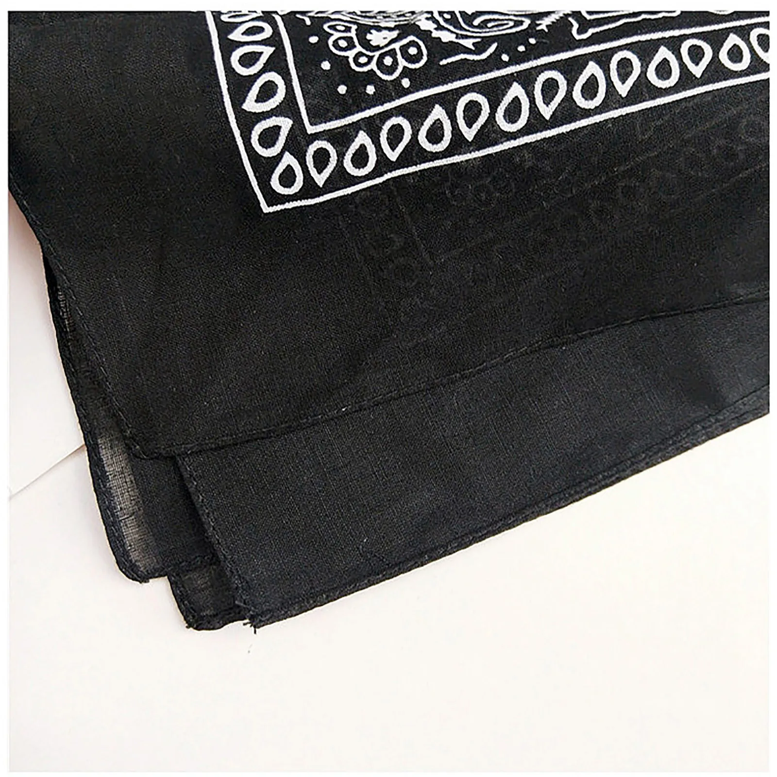 

18PC Fashion Square Silk Scarf Women Classic Soft And Durable Bandanas Femme Sumemr Special Accessories