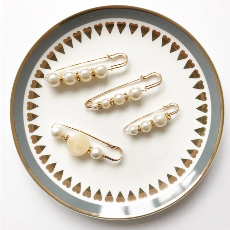 Брошь на булавке с имитацией жемчуга стразы 1 шт. |