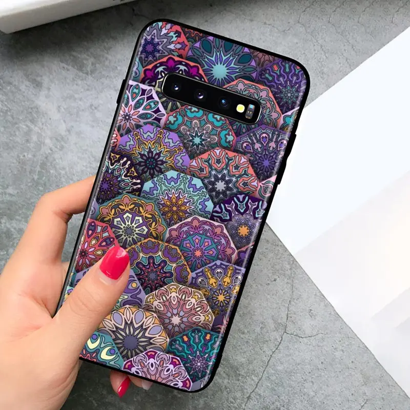 

Flowers Mandala for Samsung Galaxy S21 Note 20 S20 FE Lite Ultra 10 9 8 Pro S10E S10 5G S9 S8 S7 S6 Plus Phone Case