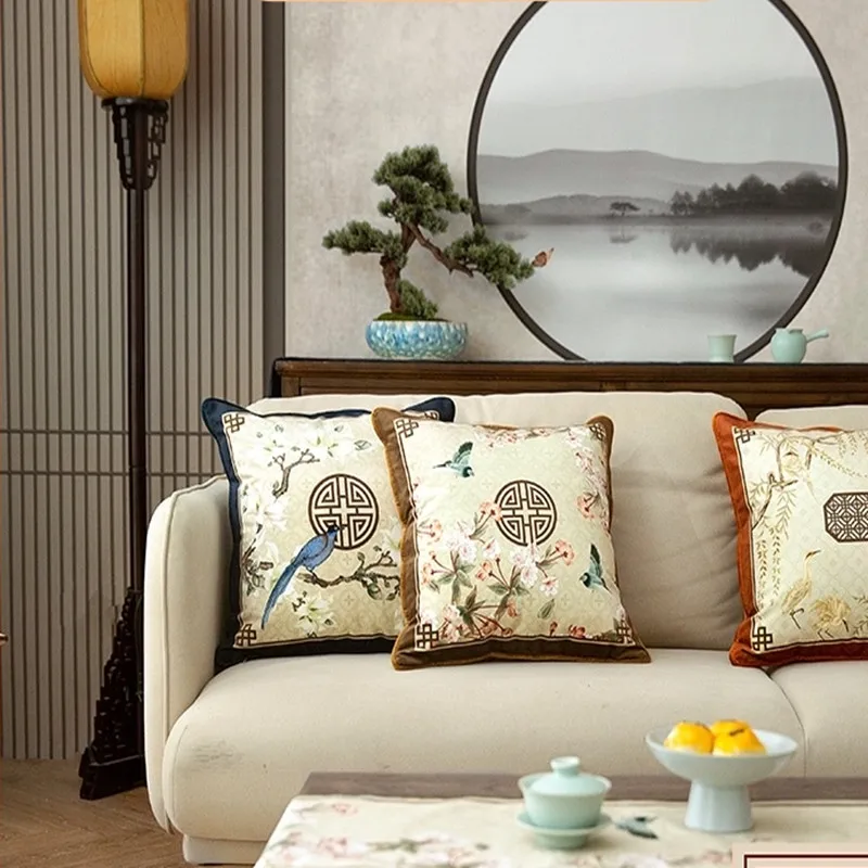 Chinese Oriental Pillowcase Cushion Cover for Sofa Throw Pillow Case Eastern Illıstration Decorative Accent Beige Square Velvet