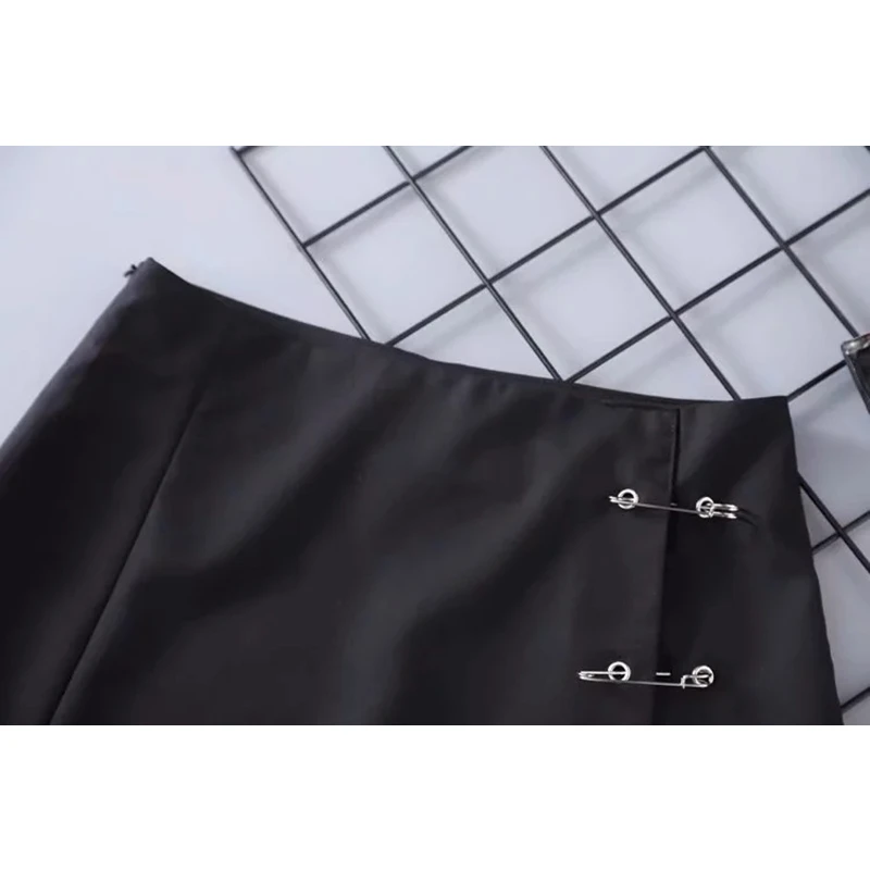 Flectit Punk Rock Style Safety Pin A-Line Mini Skirt with Side Split High Waisted Collins Skirt Women Harajuku Street Wear