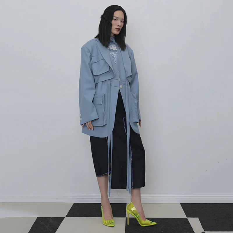 

[EAM] Women Blue Spllit Pocket Big Size Trench New V-collar Long Sleeve Loose Fit Windbreaker Fashion Spring Autumn 2021 1H264
