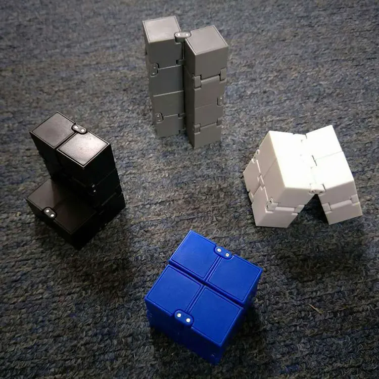 

2020 New Trend Creative Infinite Cube Infinity Cube Magic Cube Office Flip Cubic Puzzle Stop Stress Reliever Autism Toys