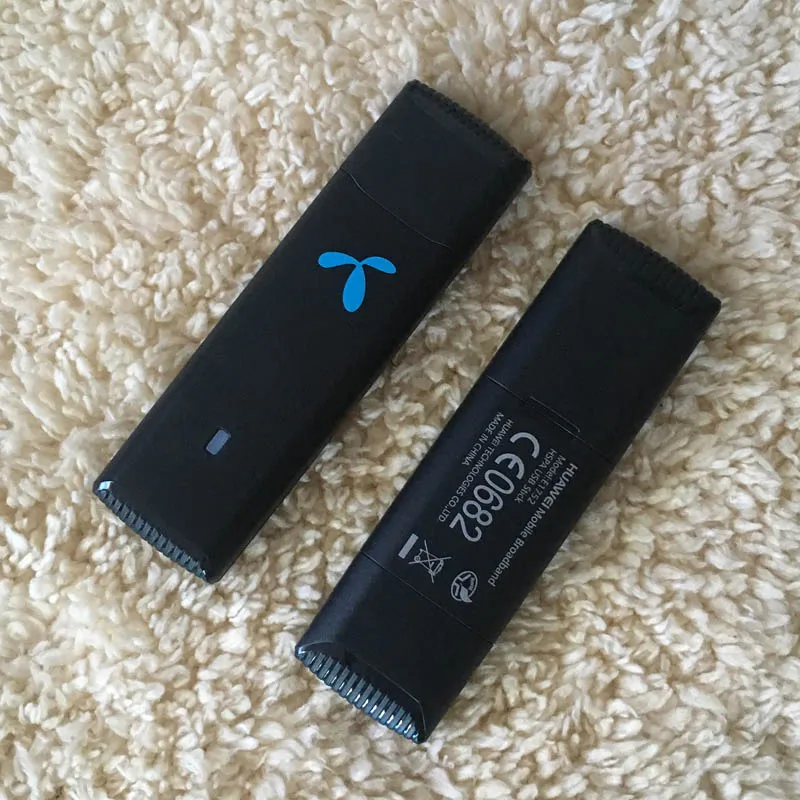 HUAWEI E1750 USB HSDPA HSUPA ключ Поддержка голоса USSD функция Внешние 3G модемы|3G модемы| |
