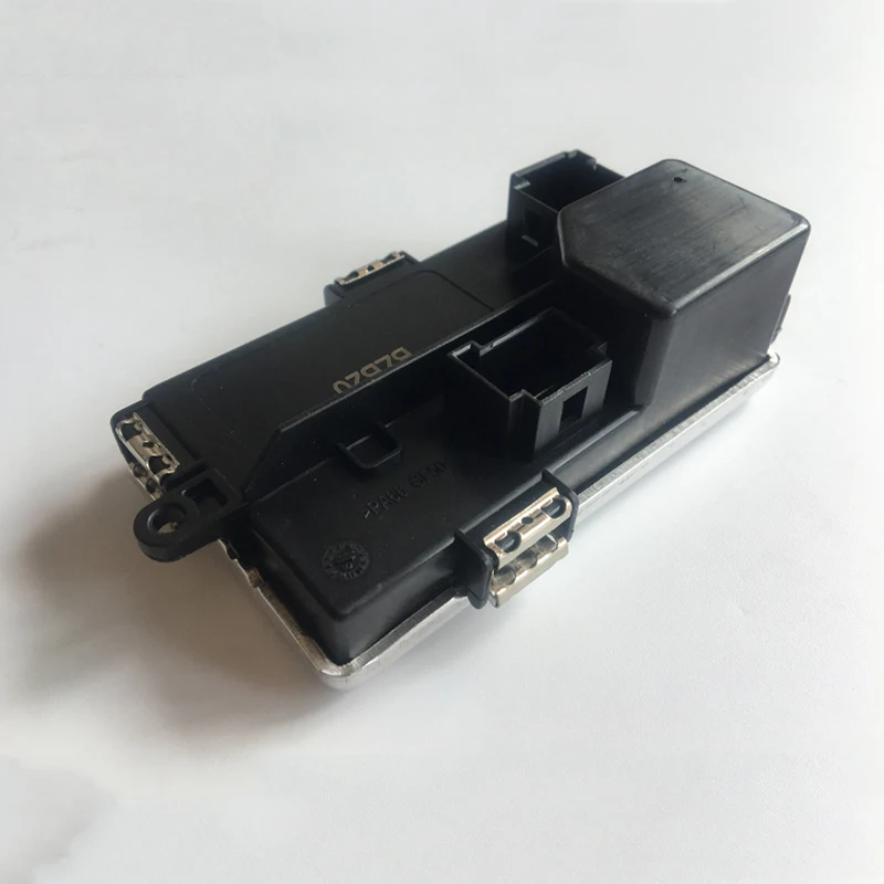 Резистор двигателя вентилятора для BMW F07 F10 F11 F06 F12 F13 F01 F02 F18 5 7 серии 530Li 535Li 730Li 2011-2017