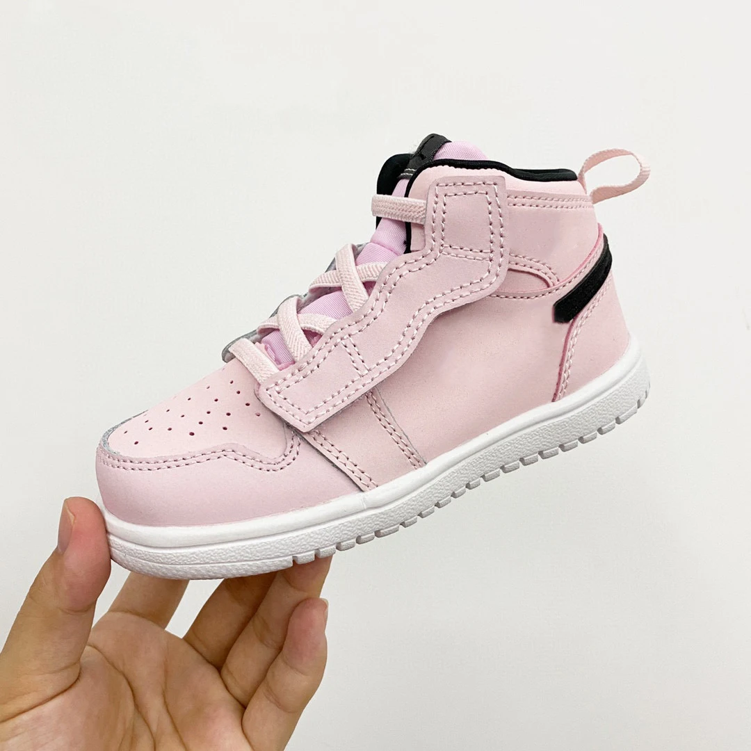 

2021 The high quality children's sports non slip soft soled walking shoe for infants is a renowned designer brand of luxury bask